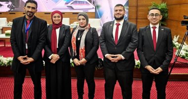 طلاب جامعة العاصمة يشاركون فى ندوة الدور التكاملى لمؤسسات الدولة فى مواجهة الأزمات