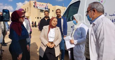 الكشف على 1208 مواطنين ضمن القافلة الطبية بقرية أبو جازية بالإسماعيلية