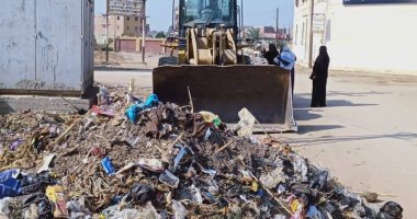 محافظ سوهاج: رفع 70 طن مخلفات من شوارع القرى بجهينة