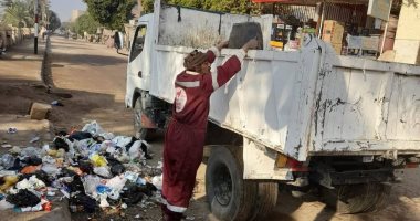 رفع 150 طن قمامه ومخلفات والمخلفات الصلبة بـ6 قرى بمركز سوهاج