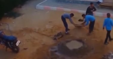 التحقيق مع مدير مدرسة ومعلم فى واقعة فيديو تشغيل طلاب داخل مدرسة بقنا