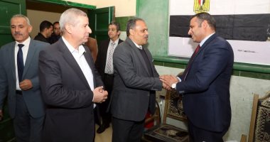 جولة لمحافظ الشرقية على اللجان الانتخاببية لمتابعة انتظام التصويت