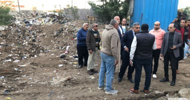 محافظ الدقهلية يُوجه برفع الإشغالات وتكثيف النظافة في قرية طنامل