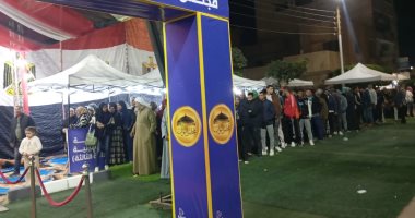 زحام وطوابير فى الفترة المسائية من الشباب على لجان الإسماعيلية