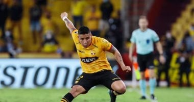 ماريو بينيدا لاعب برشلونة الإكوادوري الذي تم إغتياله 