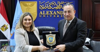 رئيس جامعة الإسكندرية يستقبل قنصل تركيا لبحث تعزيز التعاون الأكاديمى