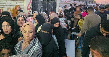 زحام من الناخبين على لجان القنطرة غرب بإعادة انتخابات النواب فى الإسماعيلية
