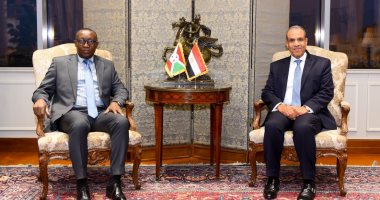 وزير الخارجية يلتقى نظيره البوروندى لبحث سبل تعزيز العلاقات الثنائية