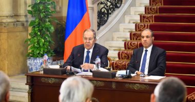 مشاورات سياسية بين وزيرى الخارجية المصرى والروسي بالقاهرة