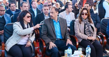 وزيرتا التخطيط والتنمية المحلية يتفقدان المنطقة الصناعية غرب جرجاو بسوهاج