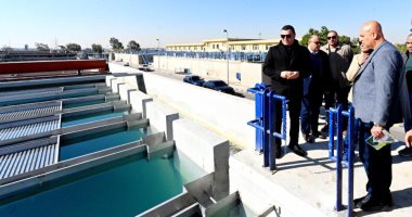 وزير الإسكان يتفقد المشروع السكني جنة 4 ومحطة تنقية المياه بمدينة الشيخ زايد