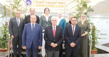 وزير التعليم العالى يتفقد جامعة المنصورة الأهلية ويشيد بالمعامل المتخصصة