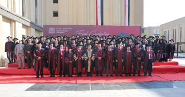 وزير التعليم العالى والمحافظ يشهدان حفل تخريج أول دفعة بجامعة المنصورة الجديدة