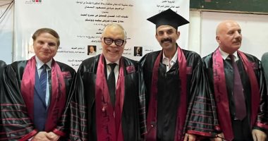 إبراهيم السمان يحصل على درجة الدكتوراه بمرتبة الشرف من أكاديمية الفنون