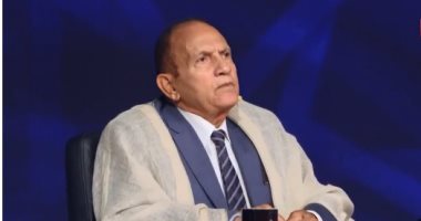 أحمد نعينع ينصح المتسابق خالد عطية بدولة التلاوة ..شوف قاله إيه؟