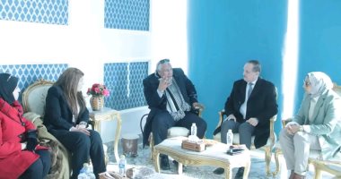 محافظ الوادي الجديد يلتقي أمين المجلس الأعلى للثقافة لافتتاح ملتقى الشباب