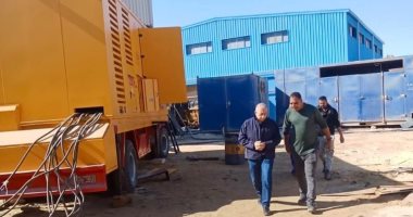 رئيس مركز الفرافرة يتفقد محطة الكهرباء ويتابع الصيانة وانتظام عمل وحدات التوليد