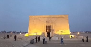 الشمس تغيب عن قدس الأقداس بمعبد قصر قارون.. صور
