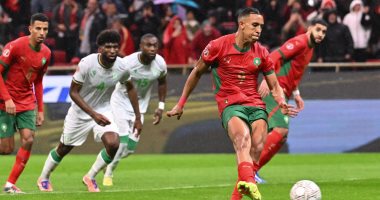 سفيان رحيمى يهدر ركلة جزاء فى مباراة المغرب ضد جزر القمر