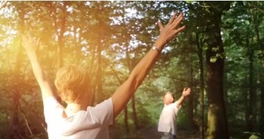 الاستحمام فى الغابة والتأمل.. عادات يابانية لمواجهة التوتر والاكتئاب