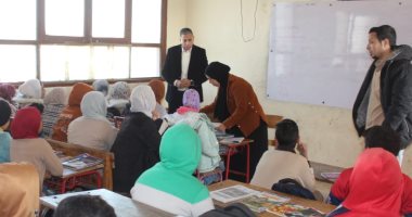 مدير تعليم الجيزة يتفقد مدارس العياط والصف.. ويؤكد: لا تهاون مع أى تقصير