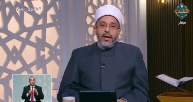 هل المسح على الشراب صحيح في الوضوء؟.. أمين الفتوى يوضح الحكم الشرعي