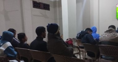 يارب الفوز لمصر.. شباب المنيا يتابعون مباراة المنتخب الوطنى فى بطولة أفريقيا