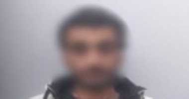 القبض على منادى سيارات لتعديه بالسب على مواطن فى القليوبية