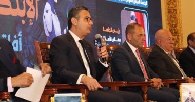 وزير التموين يعلن تحويل الكارت الموحد إلى تطبيق بالتعاون مع الاتصالات