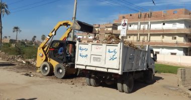 محافظة سوهاج: إزالة أكثر من 60 طن قمامة وأتربة بقرى جهينة