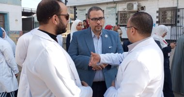 وكيل «صحة الشرقية» يشيد بأداء العناية والعلاج الطبيعي بمستشفى الإبراهيمية