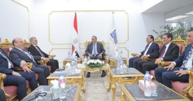 محافظ قنا يستقبل وفد وزارة العدل لمتابعة مشروعات تطوير مكاتب الشهر العقارى