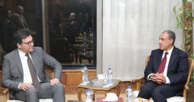 وزيرا الثقافة والخارجية يبحثان تعزيز الحضور الثقافى المصرى دوليا