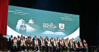 جامعة القاهرة تنظم احتفالية عيد العلم العشرين وتكرم 45 عالما.. خالد عبد الغفار: الجامعات تلعب دورا أساسيًا فى بناء الإنسان وتحفيز الابتكار وريادة الأعمال.. مصر تقدمت للمركز 25 عالميا من حجم الإنتاج العلمي