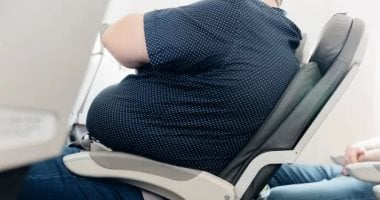 شركة طيران تجبر الركاب ذوي الوزن الزائد على دفع ضعف المبلغ