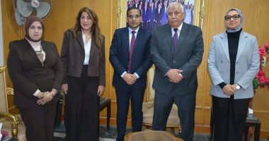 محافظ الوادى الجديد يلتقى المستشار الثقافى للسفارة الهندية بالقاهرة