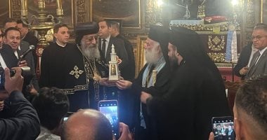 البابا تواضروس مهنئا بطريرك الروم الأرثوذكس: الميلاد المجيد هو عيد العطايا