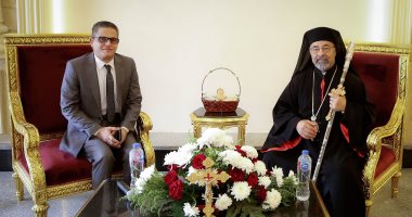 رئيس تحرير اليوم السابع يزور بطريرك الأقباط الكاثوليك لتهنئته بعيد الميلاد المجيد
