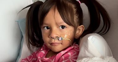 طفلة أمريكية كادت تفقد حياتها بسبب هدية الكريسماس..ماذا حدث؟