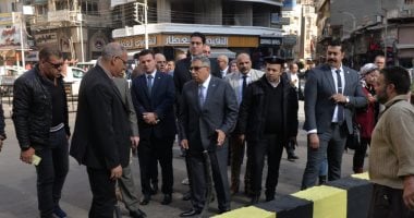 محافظ الدقهلية يوجه بسرعة الانتهاء من موقف انتظار للسيارات بالمنصورة
