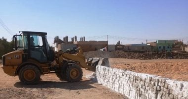 إزالة فورية لحالات تعدى على أراضى الدولة فى أسوان