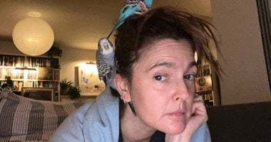 درو باريمور تحتفل بعامها الخمسين برسالة صادقة عن تقبّل العمر