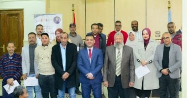 مدينة البياضية تنظم ندوة عن الوعى الأثرى وتكرم موظفي ومديري الإدارات المثاليين