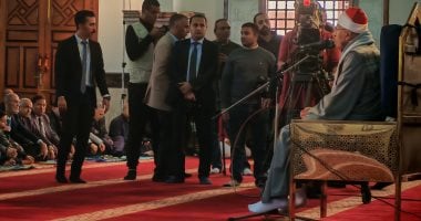 نقل شعائر صلاة الجمعة من المسجد العباسى ببورسعيد تزامنا مع أعياد النصر.. فيديو