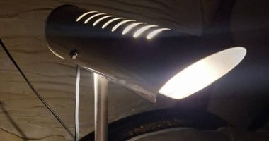 طلاب فنون التطبيقية يصممون عدد من النماذج الأولية للمنتجات المختلفة