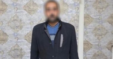 وزارة الداخلية تضبط شخصا يوزع أموالا بمحيط لجان أبو حمص