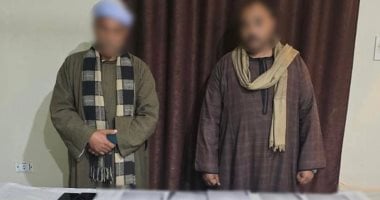 الداخلية تضبط شخصين لتوزيعهما أموالا بمحيط لجان دشنا