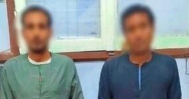 الداخلية تضبط شخصين لتجميعهما بطاقات الناخبين بمحيط لجان قوص