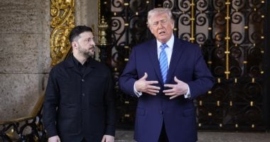 ترامب اثناء استقباله زيلينسكى