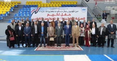الفريق أسامة ربيع يكرم قيادات الهيئة والعاملين المحالين للتقاعد